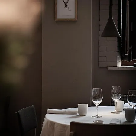 Relais Ducale & Pool מלון פסקוקוסטאנזו
