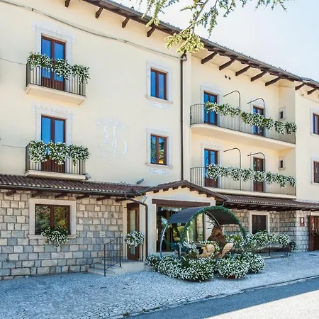 Relais Ducale & Pool 5*