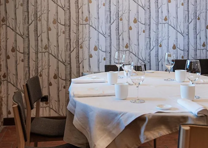 Отель Relais Ducale & Pool 5*