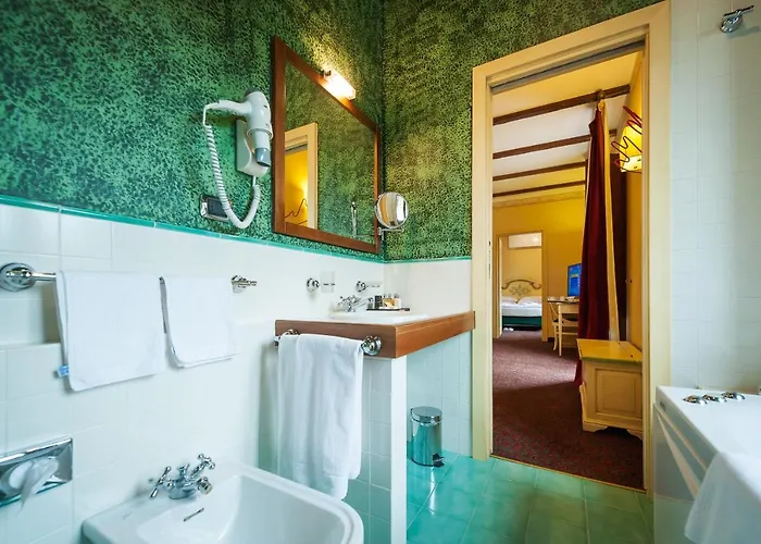 Отель Relais Ducale & Pool