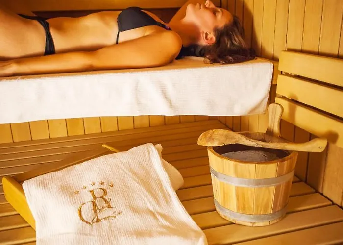 Отель Relais Ducale & Pool Пескокостанцо