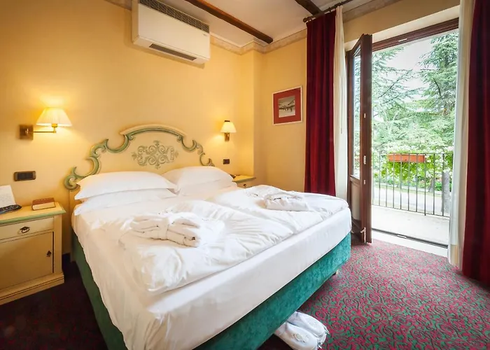 Relais Ducale & Pool Отель Пескокостанцо