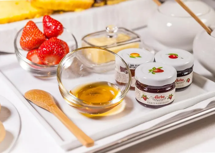 Отель Relais Ducale & Pool Пескокостанцо